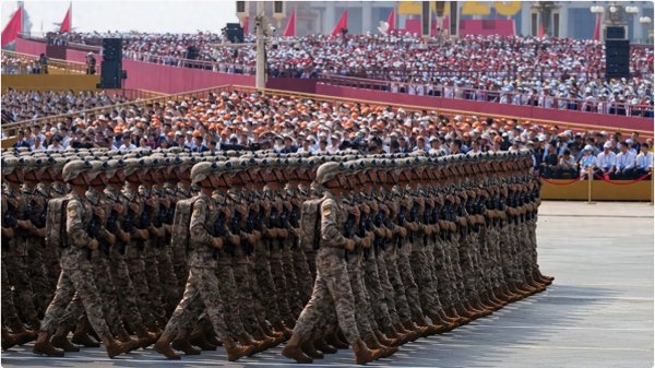 贵盈配资 菲律宾防长对中国“9.3阅兵”破防: 这就是恐吓菲律宾